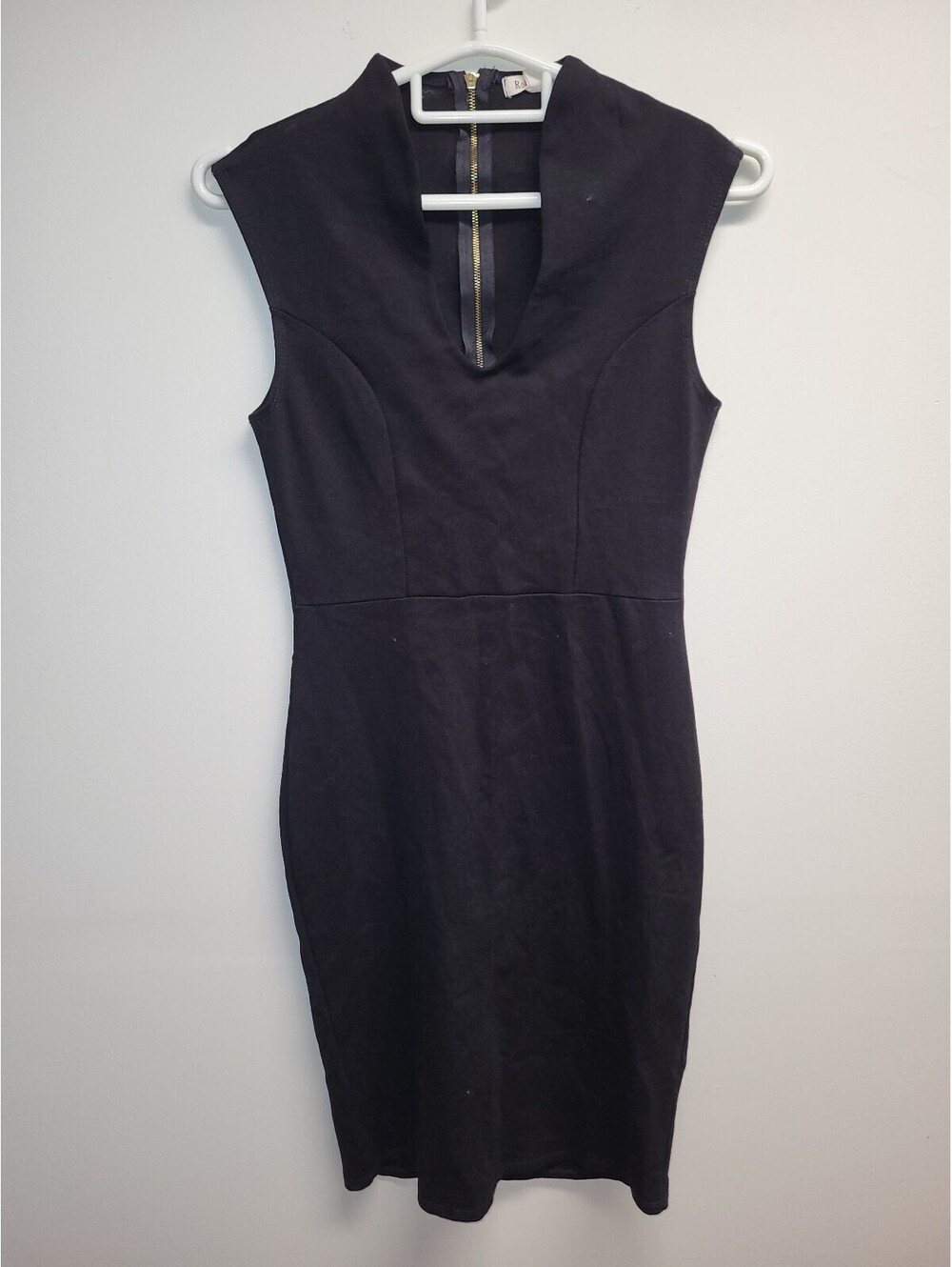 Rolla Coster Black Sleeveless Fitted Dress Size Medium M Stretch Zip Back